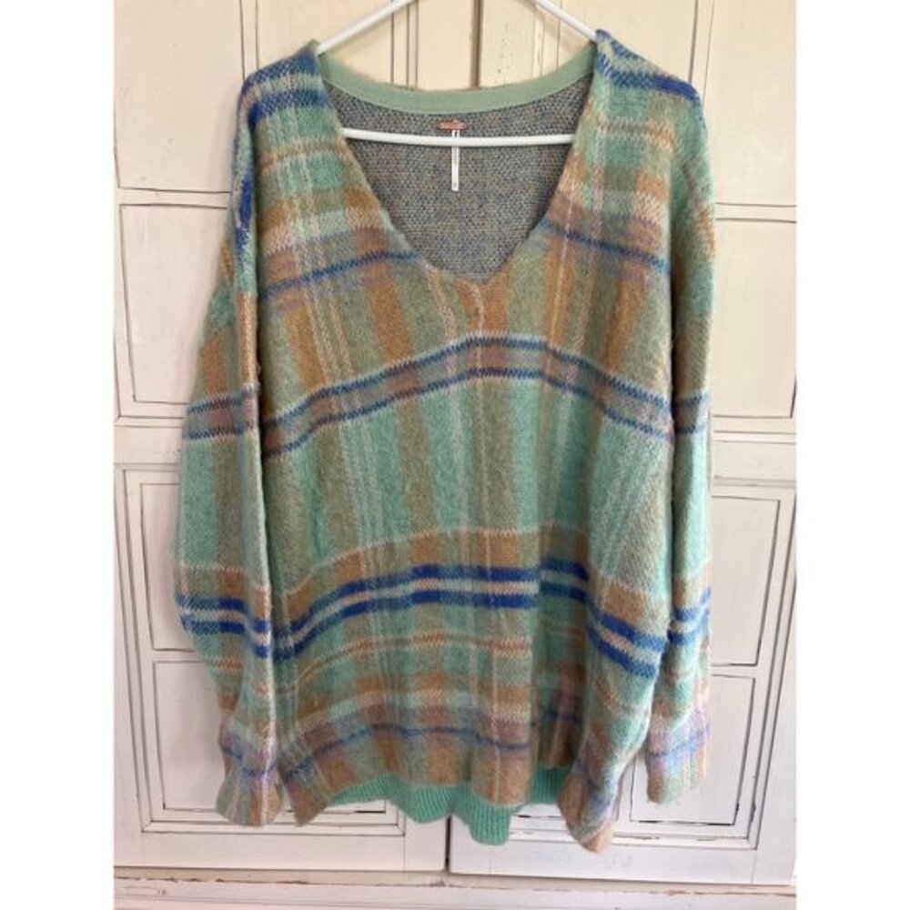 Free People size XS cozy plaid sweater